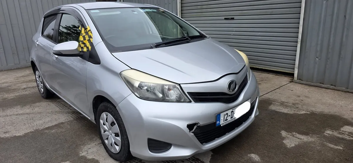 12 TOYOTA VITZ AUTO - Image 1
