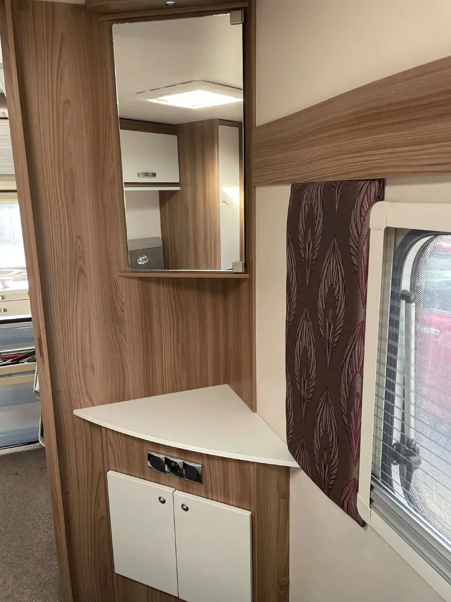 Swift Europa Caravan - Image 3