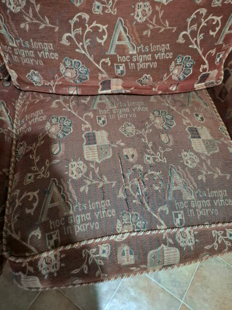 ***Collection Only***Queen Ann Style Sofa - Image 2