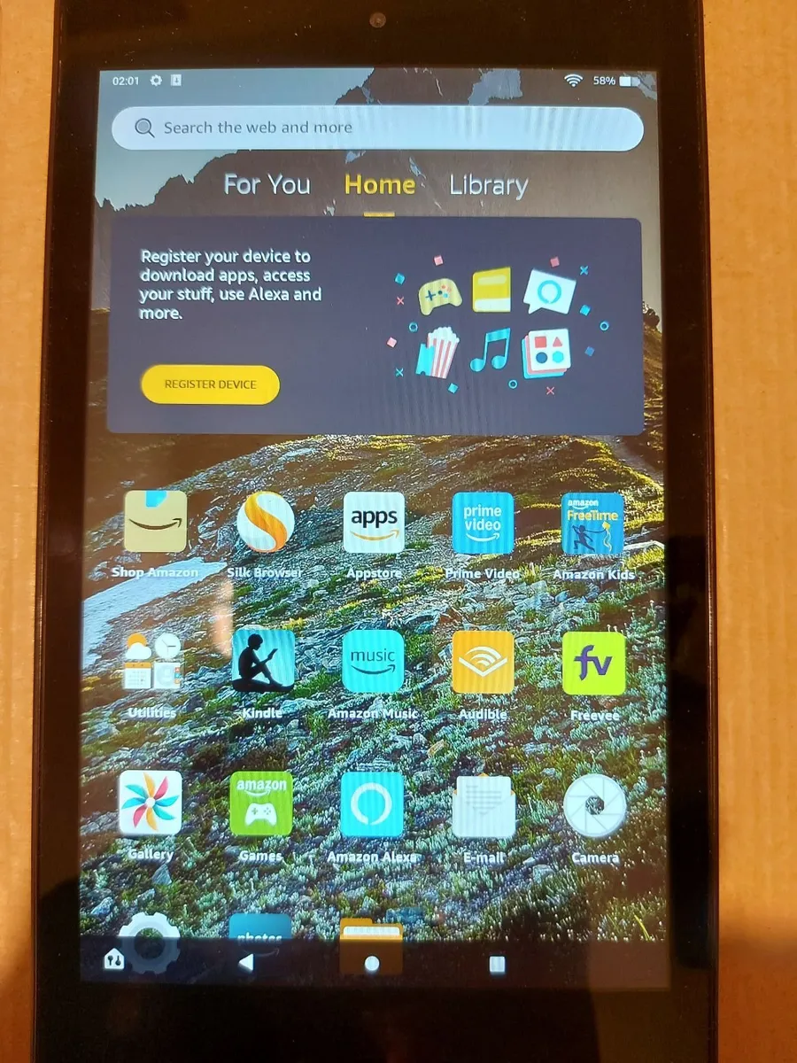 Amazon Fire HD 8 (8th Gen) 16GB Excellent conditio - Image 1