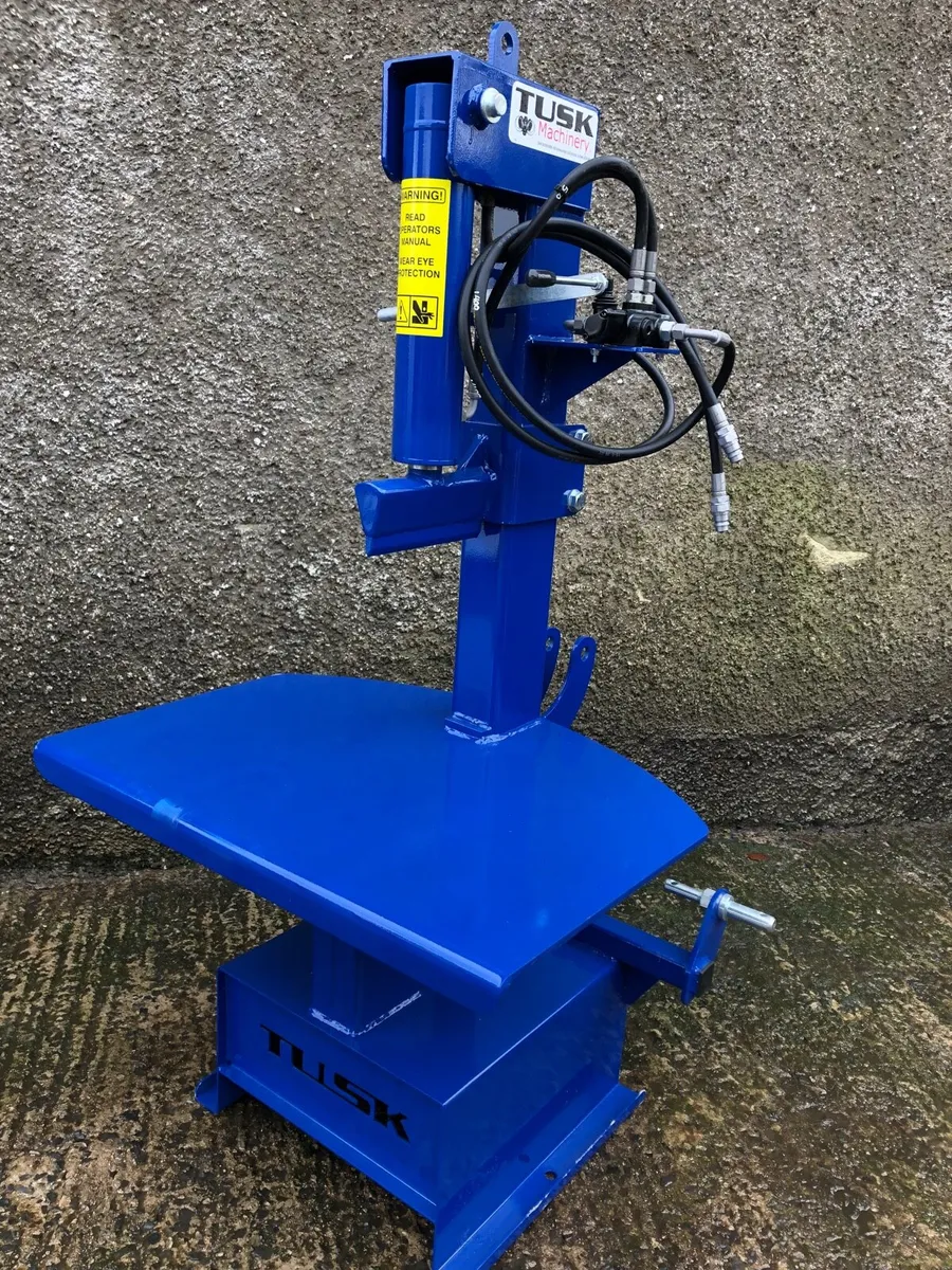 14T Tusk log splitters - Image 4