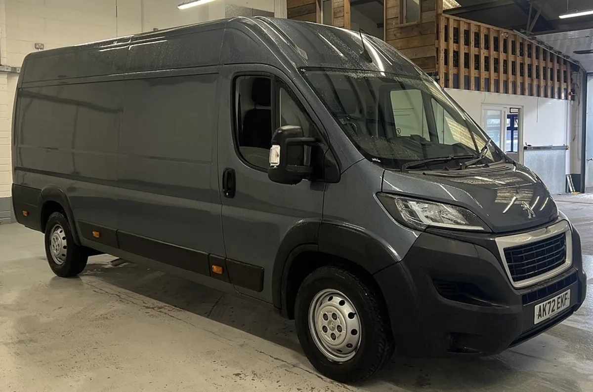 2022 Peugeot Boxer Panel Van - Image 1