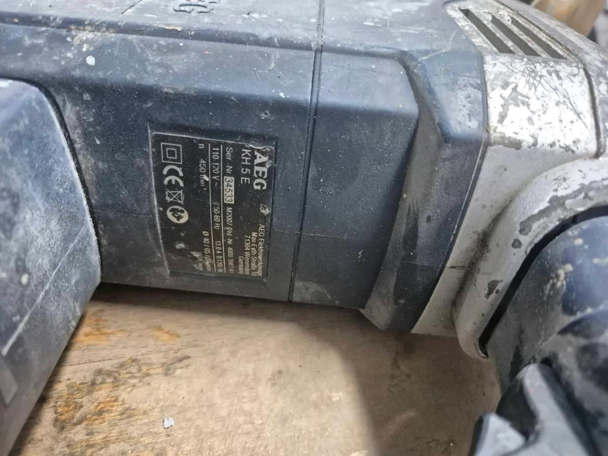AEG KH5E sds-max drill and ha - Image 2