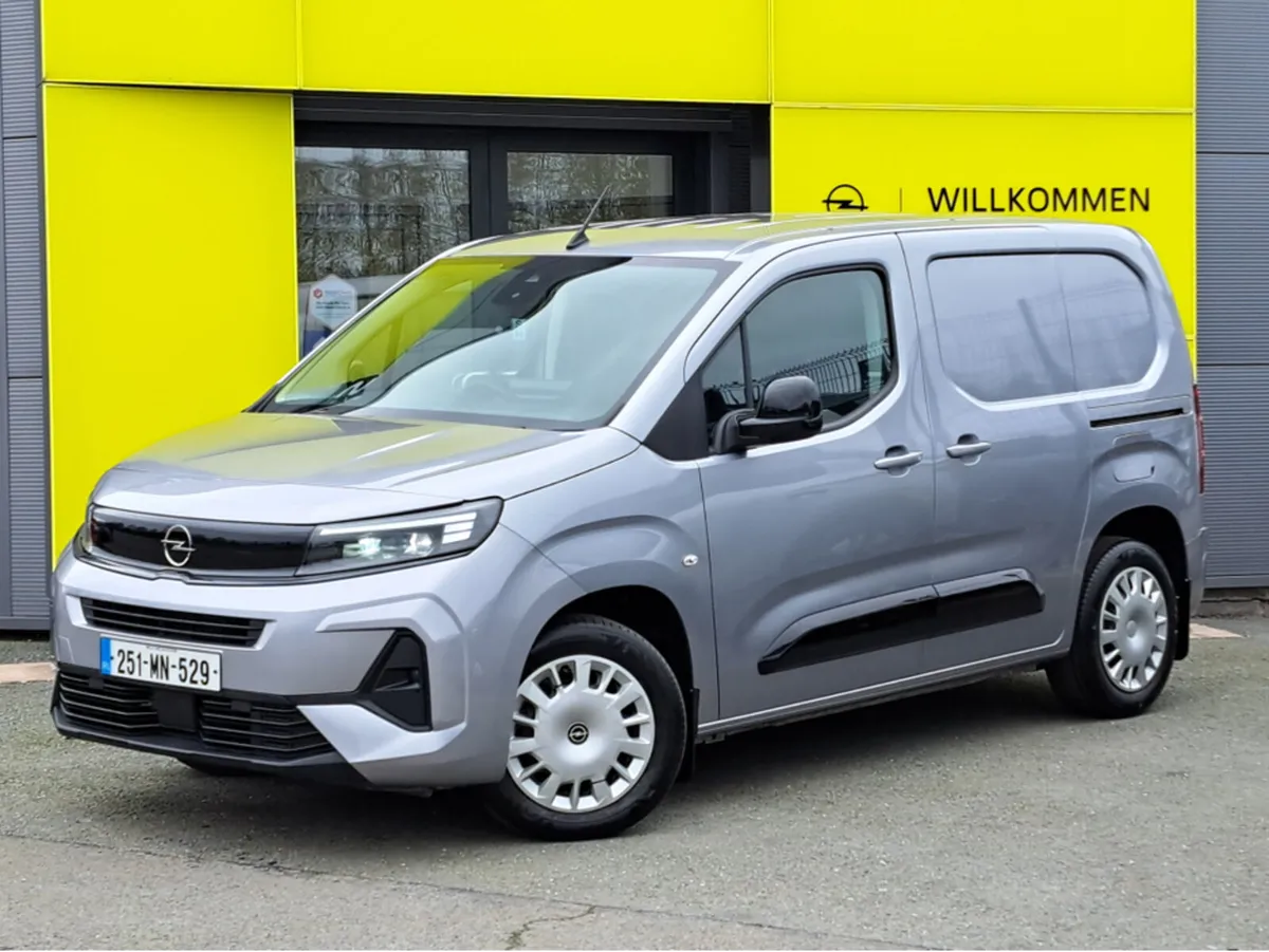 Opel Combo SPORTIVE L1H1 1.5TD 100BHP **REVERSING - Image 1