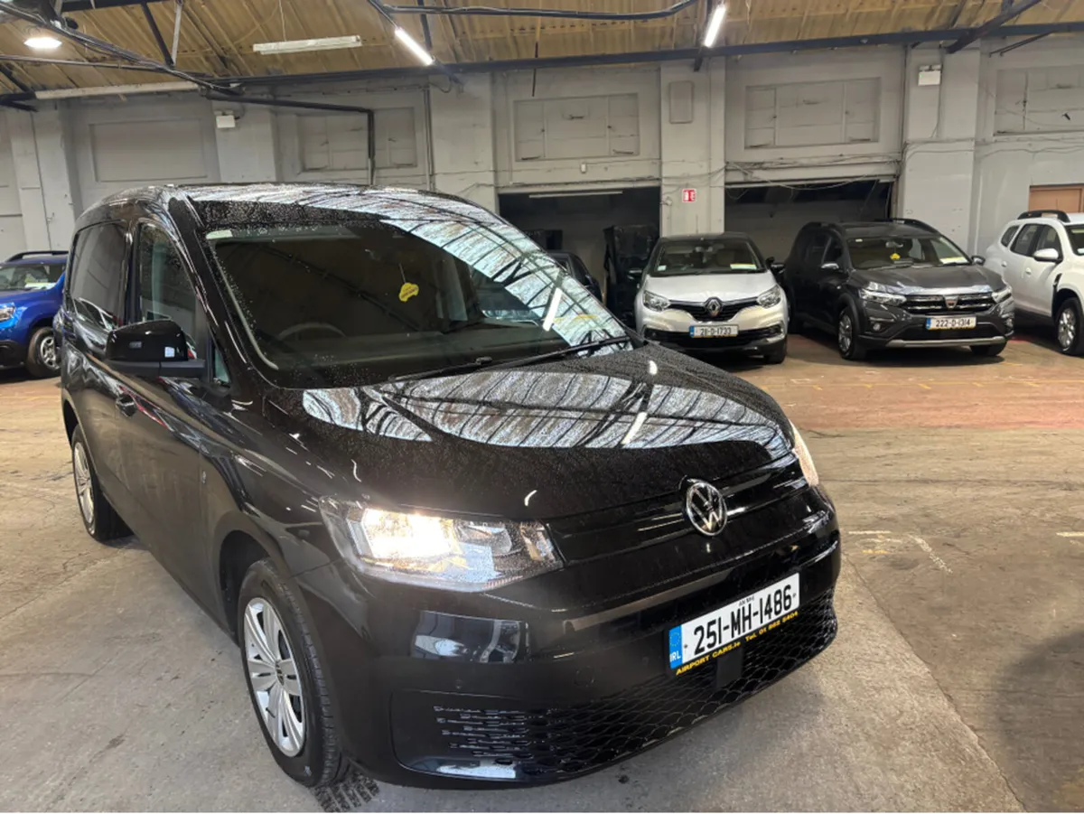 Volkswagen Caddy CARGO BUS TDI 75HP MANUAL 6SPEED - Image 2