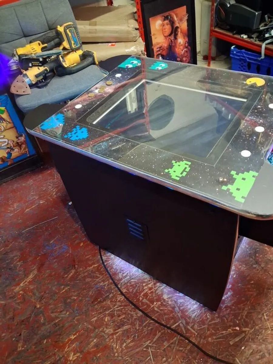 Arcade Machine - Image 2