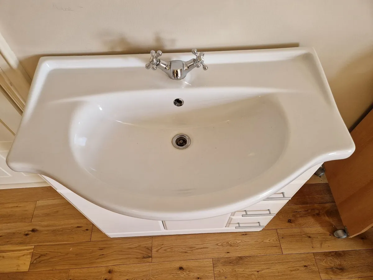 Vanity unit - Image 1