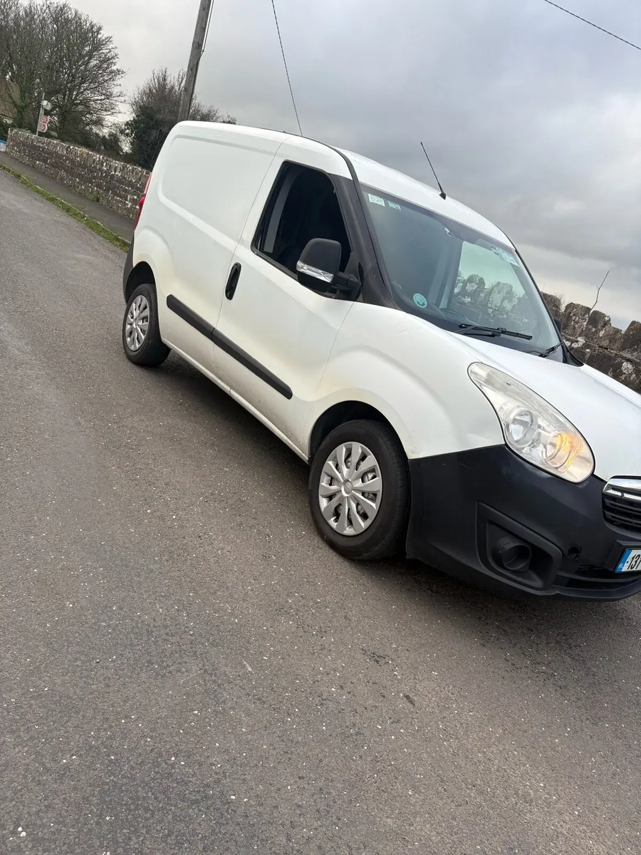 Opel Combo - Image 1