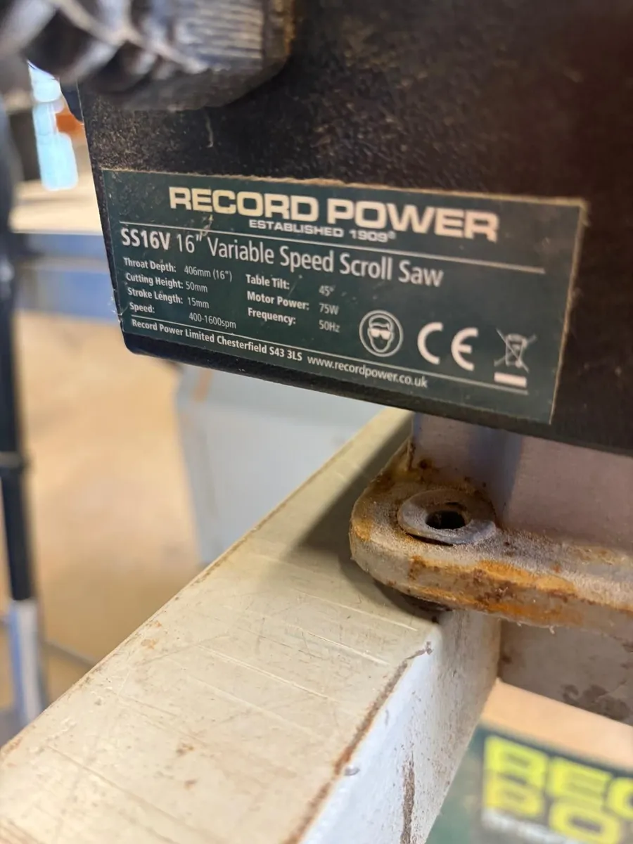 Record Power SS16V 16" Variable Speed Scroll Saw - Image 3