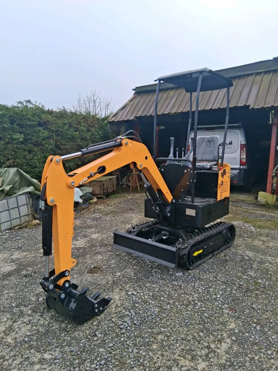 Unused Jpc ht12 mini digger - Image 1
