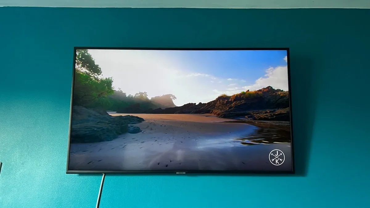 50' 4K Samsung TV - Image 3