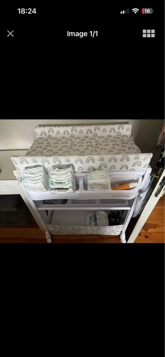 Baby Changing Unit & Bath