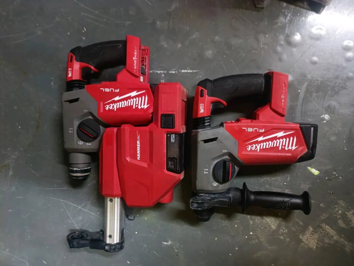 Milwaukee m18 onefh sds drill.