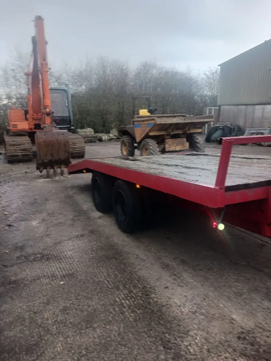 Digger, dumper, low loader - Image 1