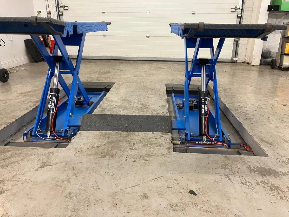 Mid Rise Scissor Lift - Image 2