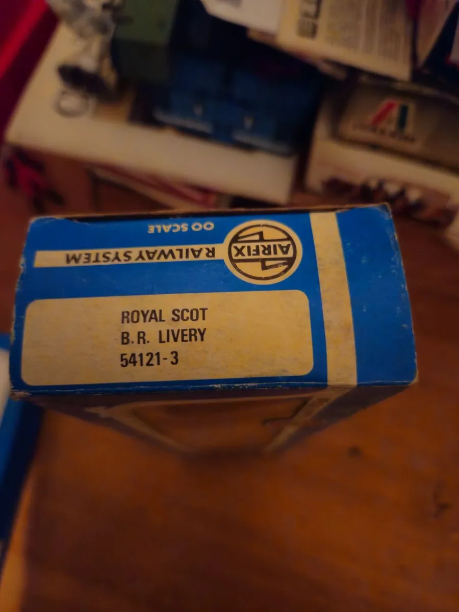 Hornby Airfix OO Gauge Steam Engine - Image 2