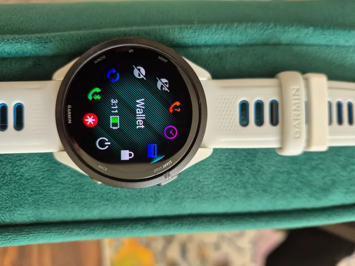 Garmin Forerunner 265 - Image 3