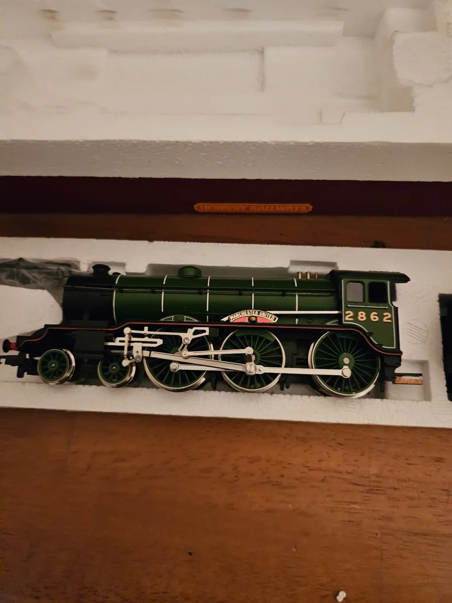 Hornby OO Gauge Steam Engine - Image 2