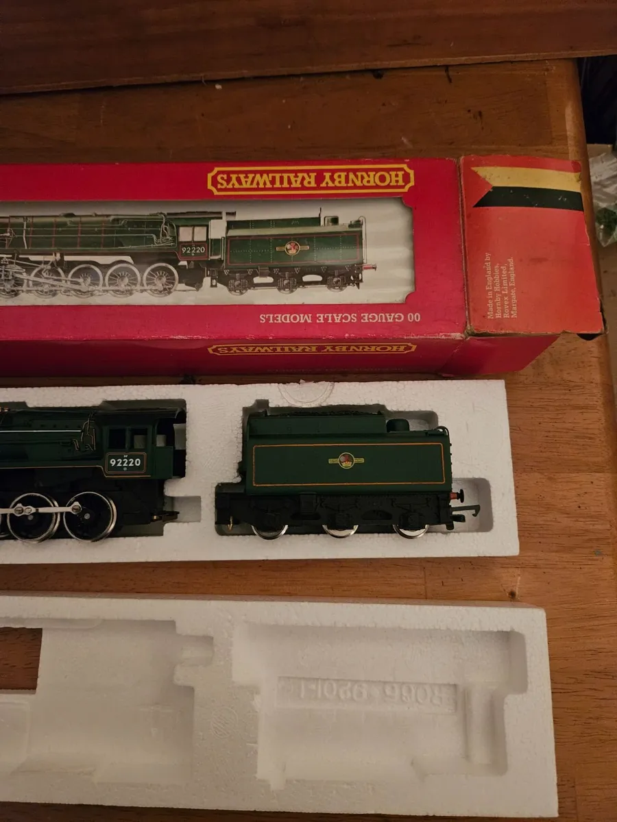 Hornby OO Gauge Steam Engine - Image 4