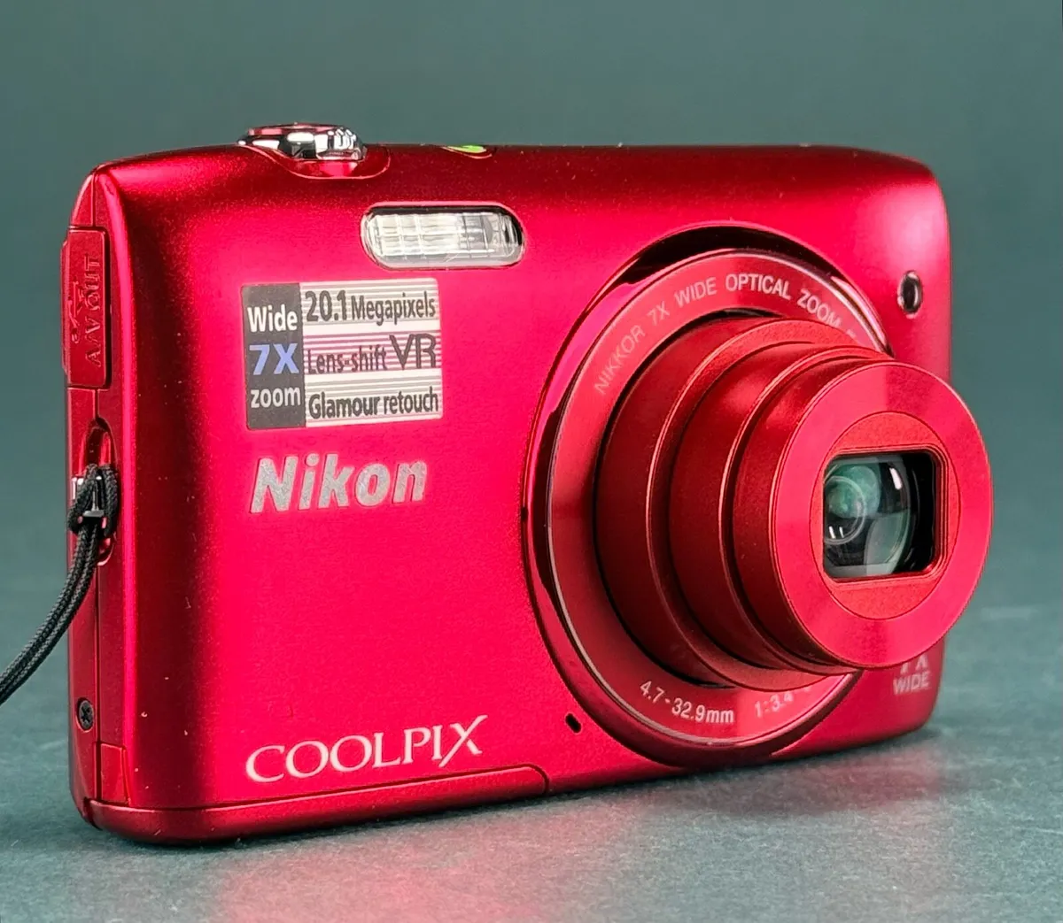 Nikon Coolpix S3500 Red 20MP Digital Camera - Image 4