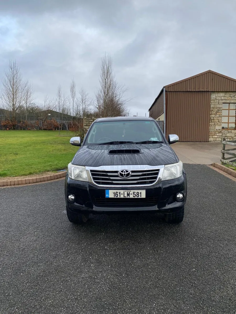 Toyota Hilux - Image 1