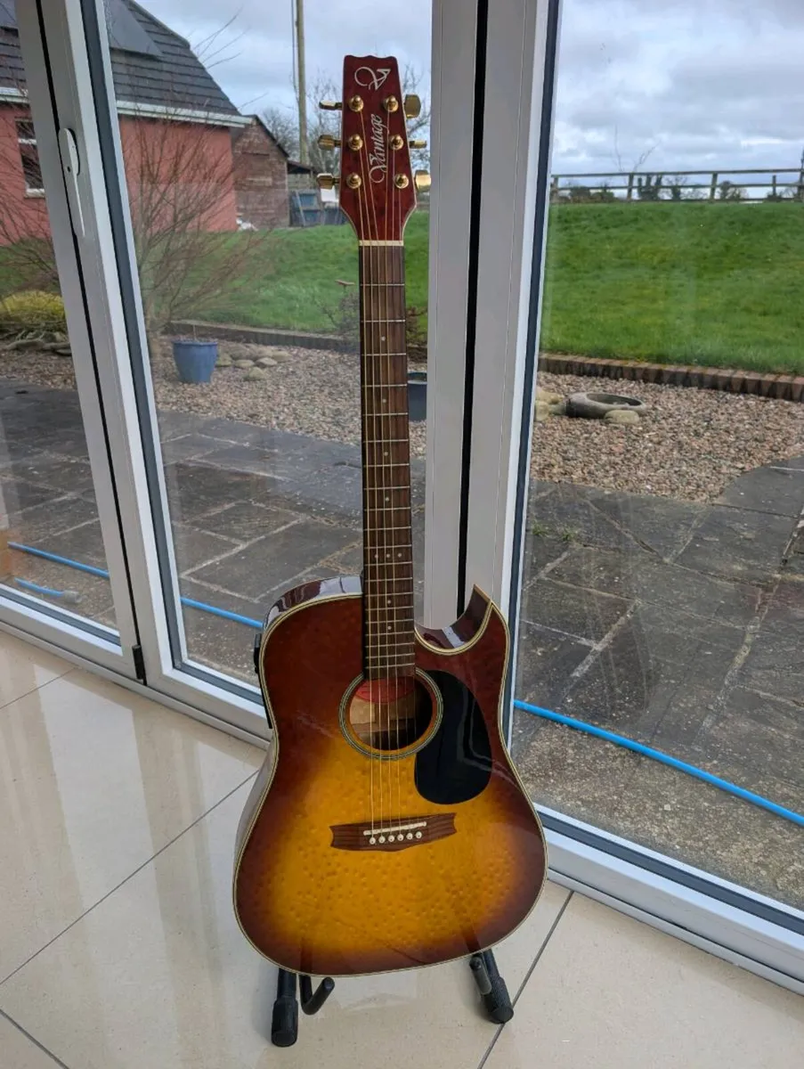 Vantage VST60 Electro Acoustic Guitar - Image 1
