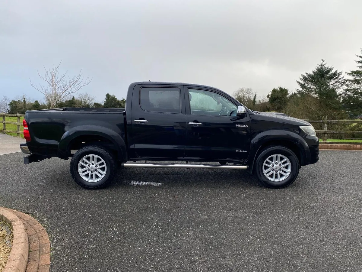 Toyota Hilux - Image 3