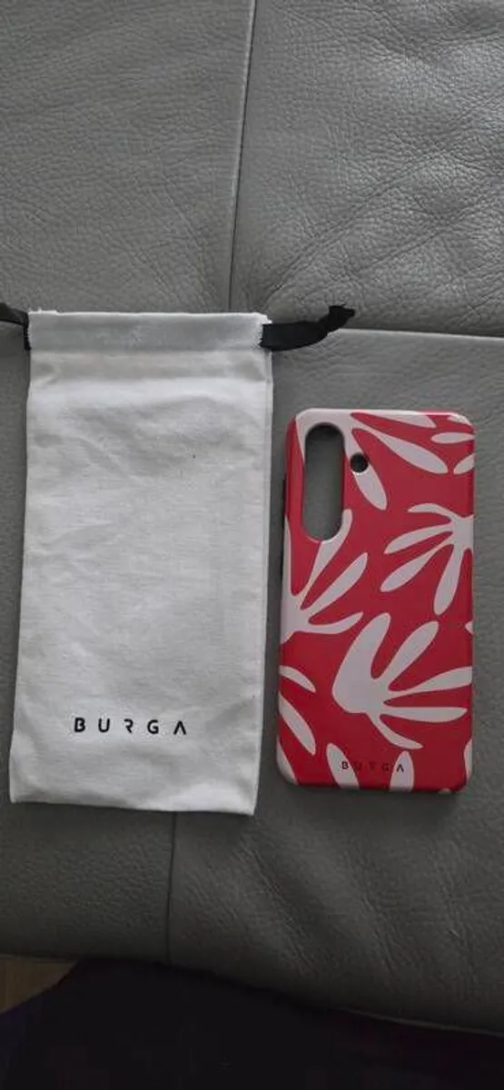 samsung s25 phone cover 25each ,  but selling 4 cases 100euro only - Image 2