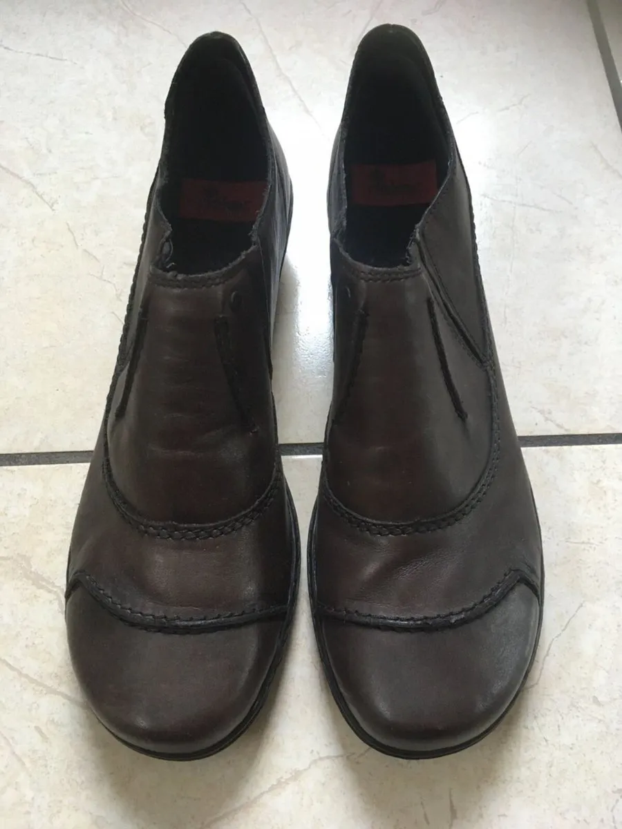 BRAND NEW Rieker Anti-Stress Leather Shoes, 41 / 7 - Image 2