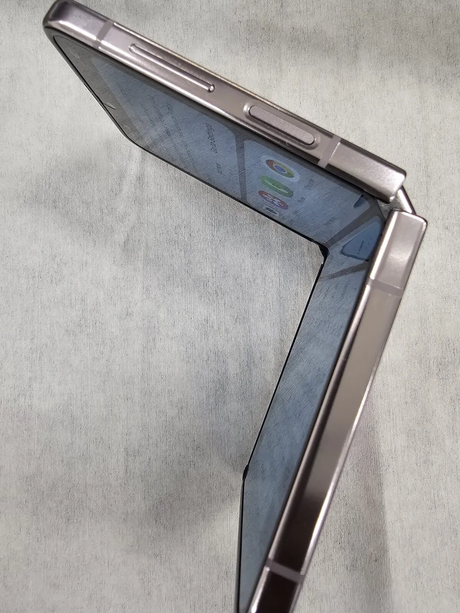 Samsung flip 5 - Image 4