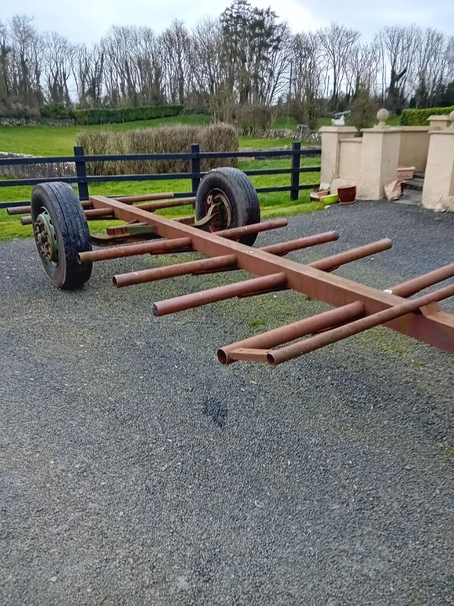 Bale carrier - Image 4