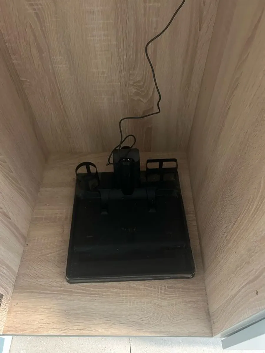 Shark HydroVac 500ml Cordless Hard Floor Vacuum Cleaner - Image 3