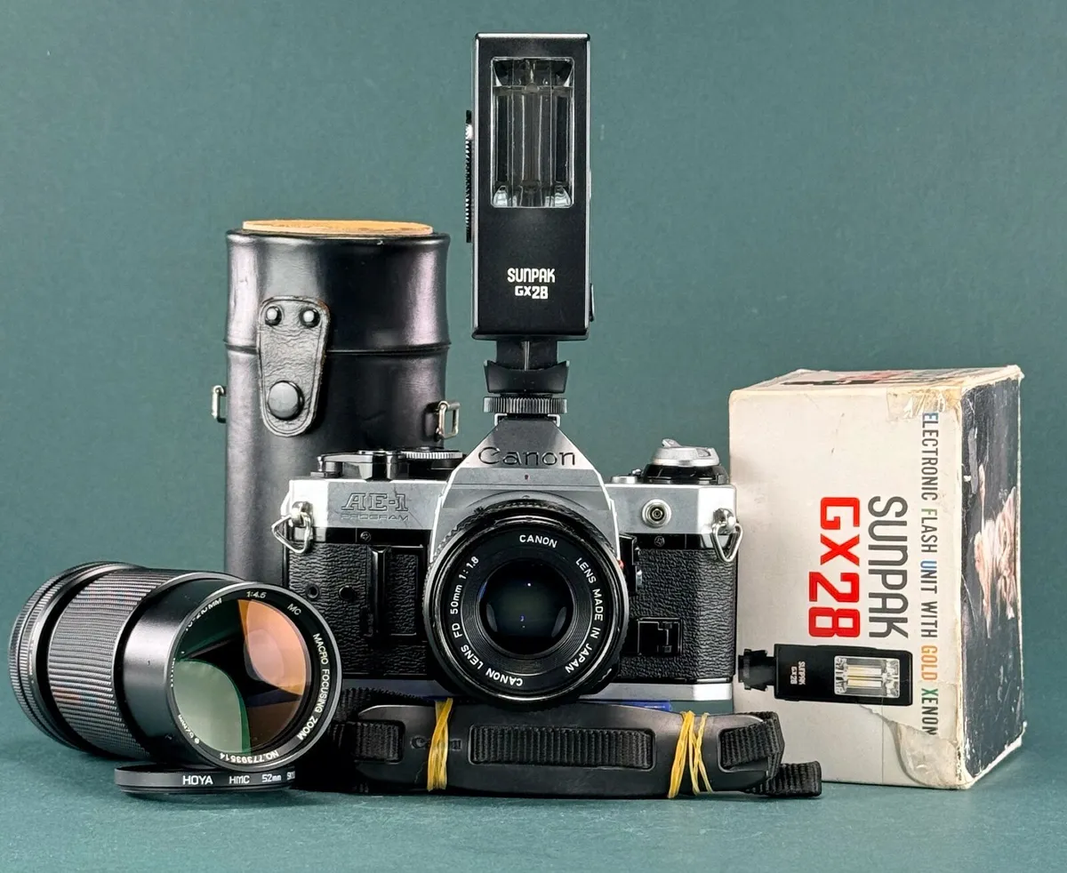 Canon AE1 Program camera kit - Image 1