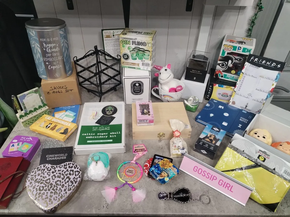 Large new Gift, Novelty, Pop Culture Bundle. - Image 1