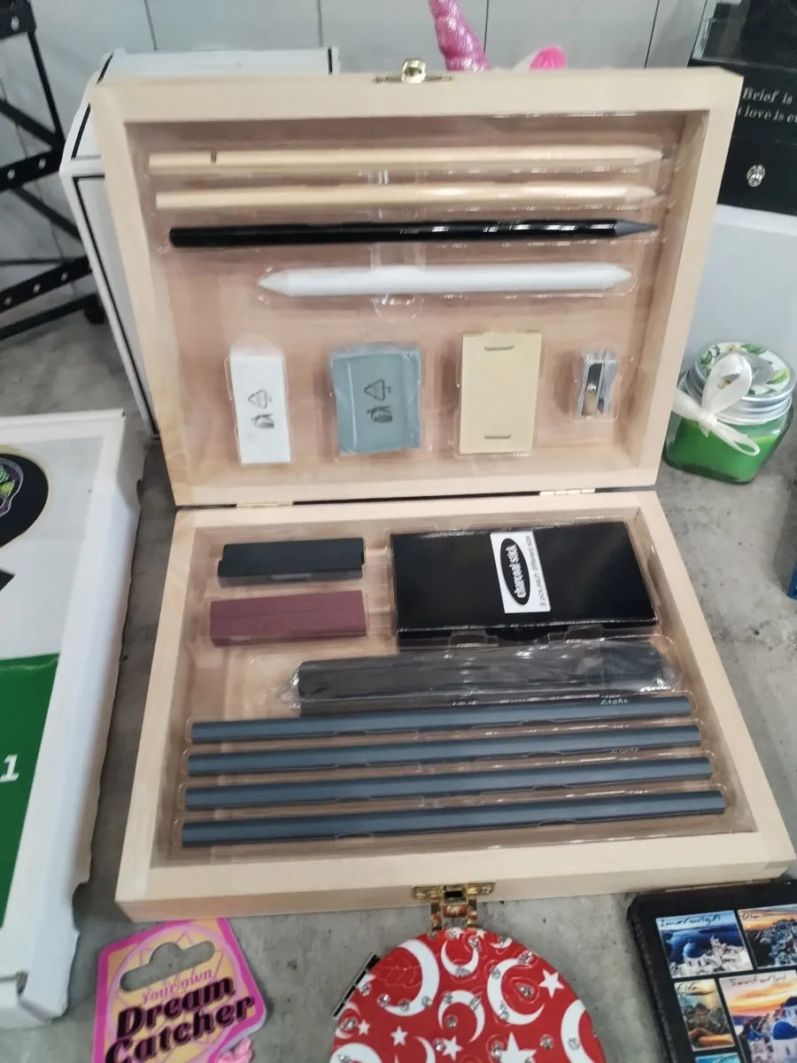 Large new Gift, Novelty, Pop Culture Bundle. - Image 4