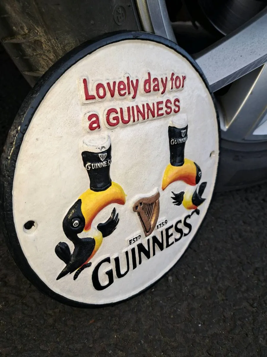 Guinness cast iron sign - Image 2