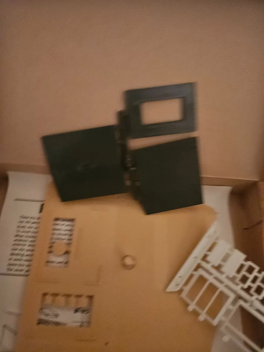 Hornby OO Gauge Petrol Station - Image 3