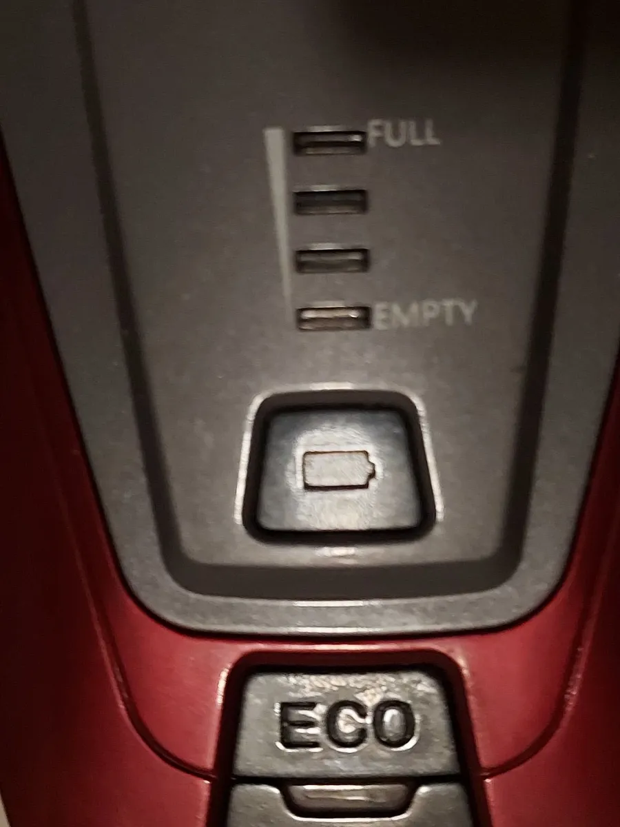 Silvercrest Hoyer Handel vertical vacuum cleaner - Image 3