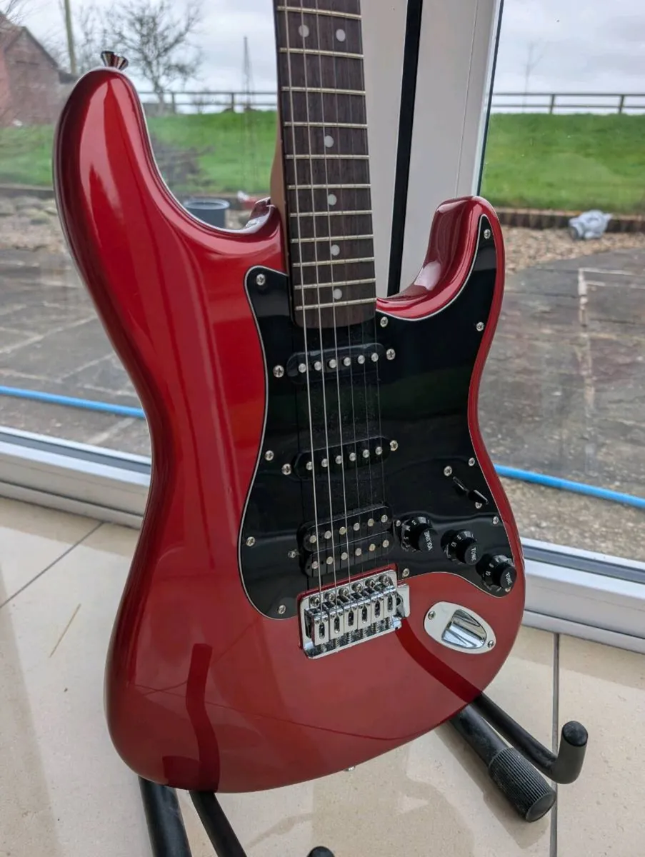 Fender Squire HSS Electric Guitar and Amp - Image 3