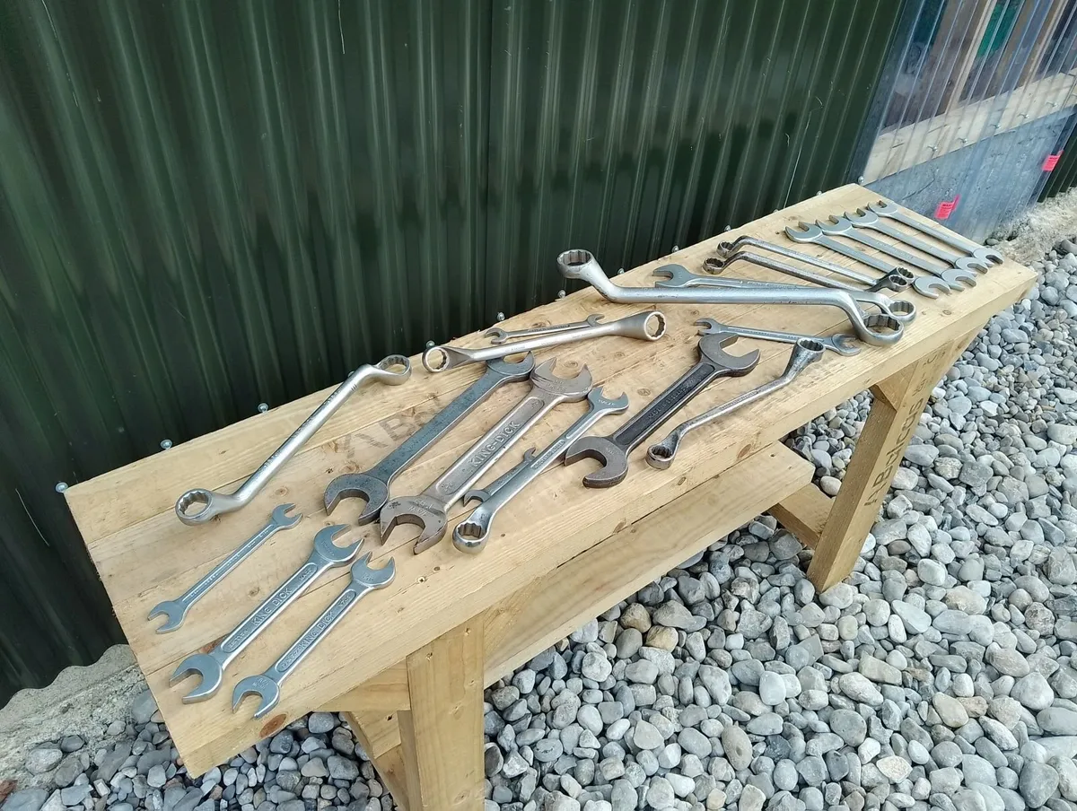 Large Spanners - Image 1