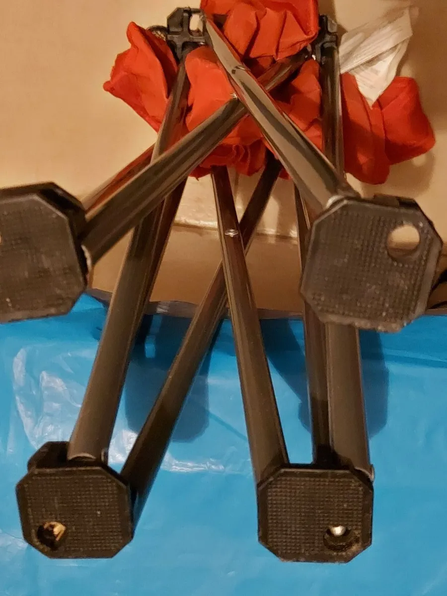 Fold Away Camping Chair with cup holder - Image 3