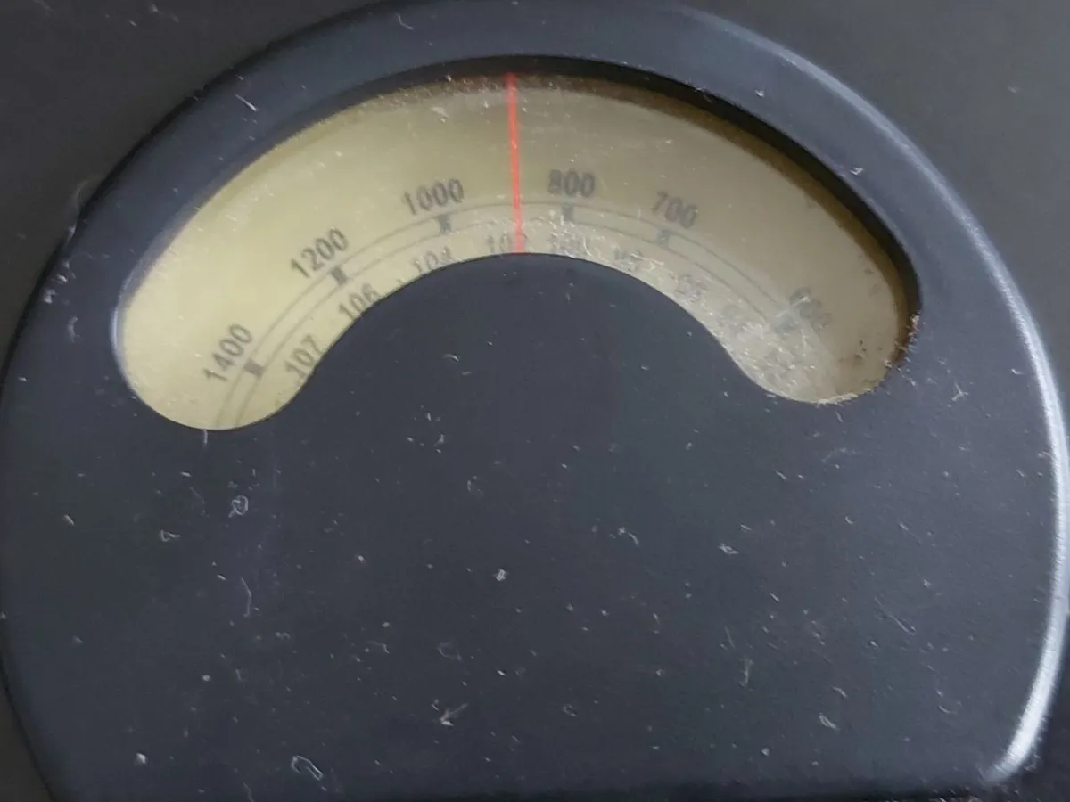 Steepletone AM-FM Radio & Record Player in Case - Image 3