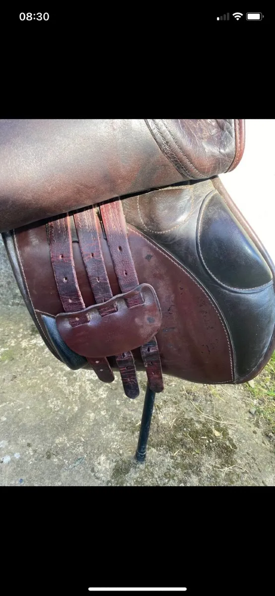 Berney brothers brown Leather saddle - Image 4