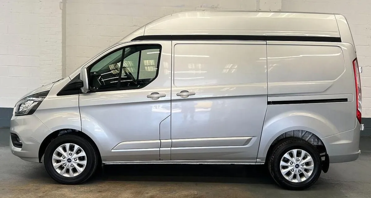 2022 Ford Transit Custom Panel Van - Image 3