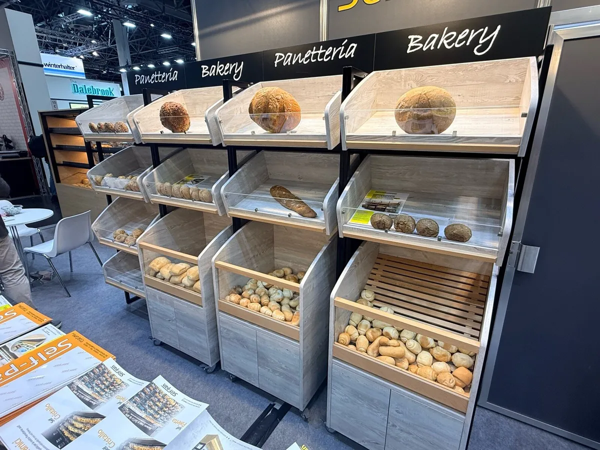 SUPERMARKET EQUIPMENT - Image 1