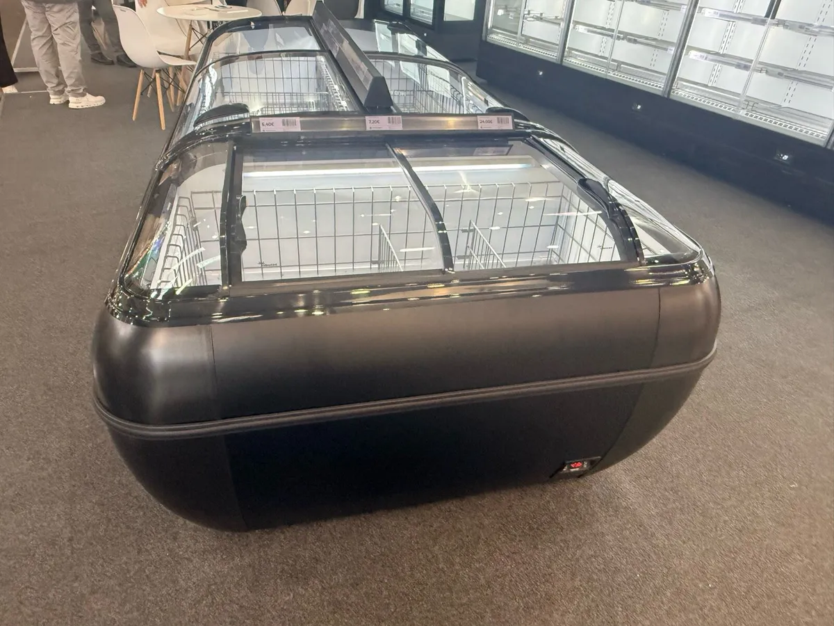 SUPERMARKET EQUIPMENT - Image 2