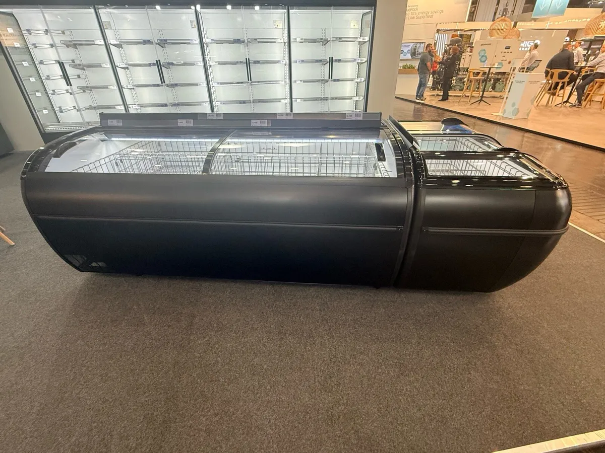 SUPERMARKET EQUIPMENT - Image 3