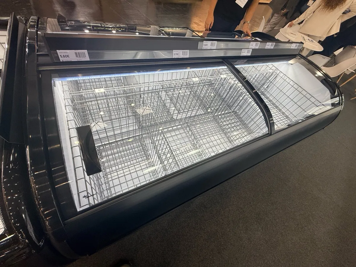 SUPERMARKET EQUIPMENT - Image 4