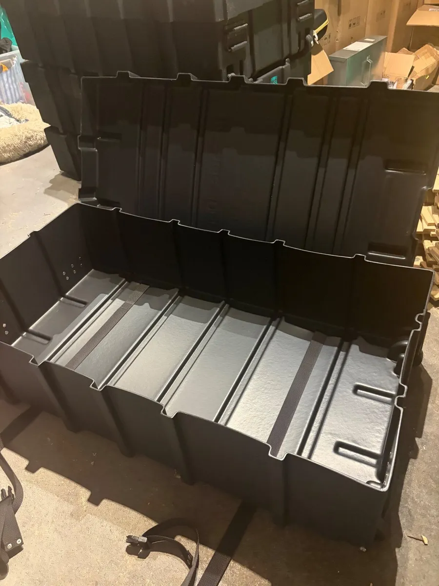 Plastic containers - Image 3