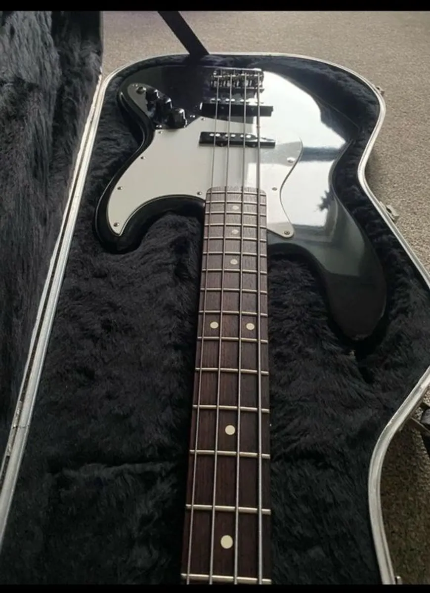 Fender American Jazz Bass - Image 1